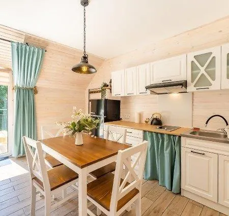 Dworek Marino Kolobrzeg Apartamento *