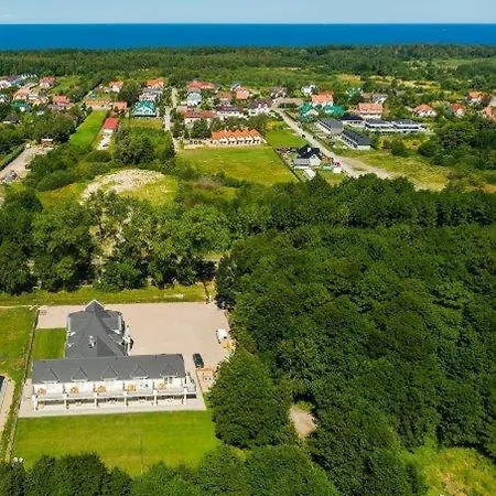 Dworek Marino Kolobrzeg Apartment *