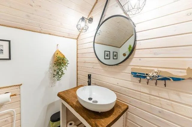 Dworek Marino Kolobrzeg 公寓 格里兹鲍