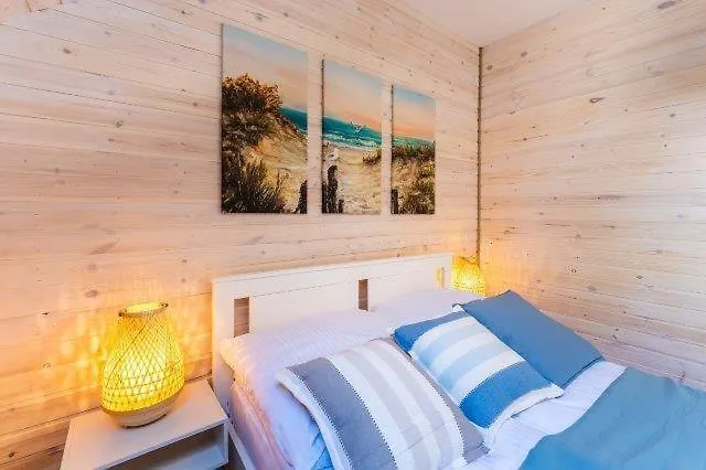 公寓 Dworek Marino Kolobrzeg 格里兹鲍