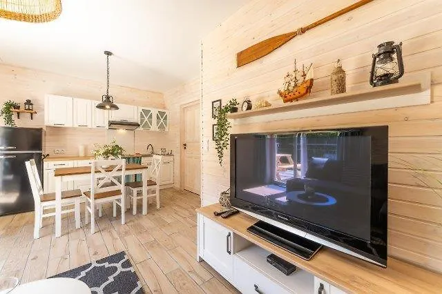 Dworek Marino Kolobrzeg 公寓