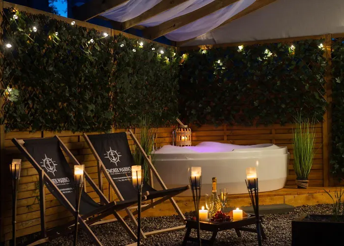 Dworek Marino Kolobrzeg 格里兹鲍