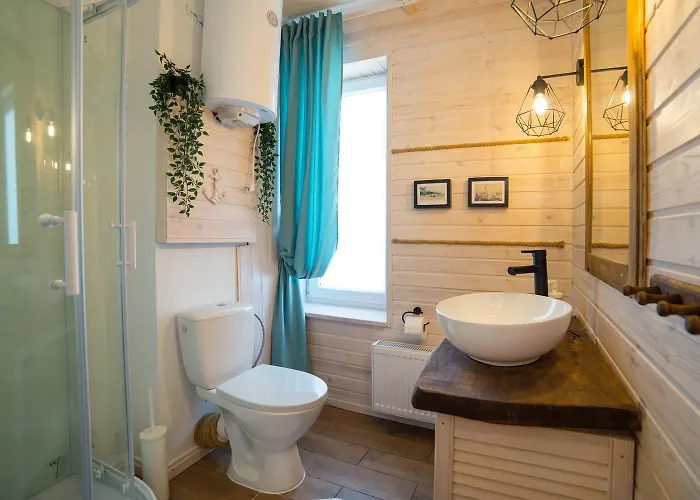 Dworek Marino Kolobrzeg * 格里兹鲍