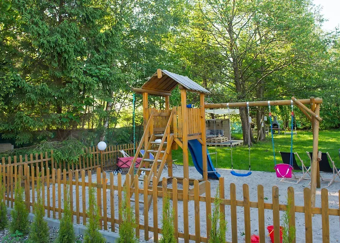 Dworek Marino Kolobrzeg 格里兹鲍